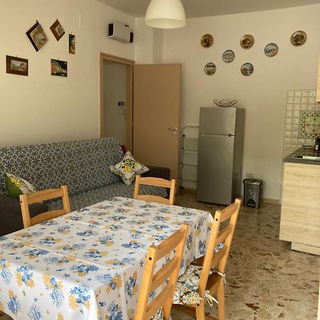 Casa Vacanza Brezza Di Maestrale Salerno Exteriér fotografie