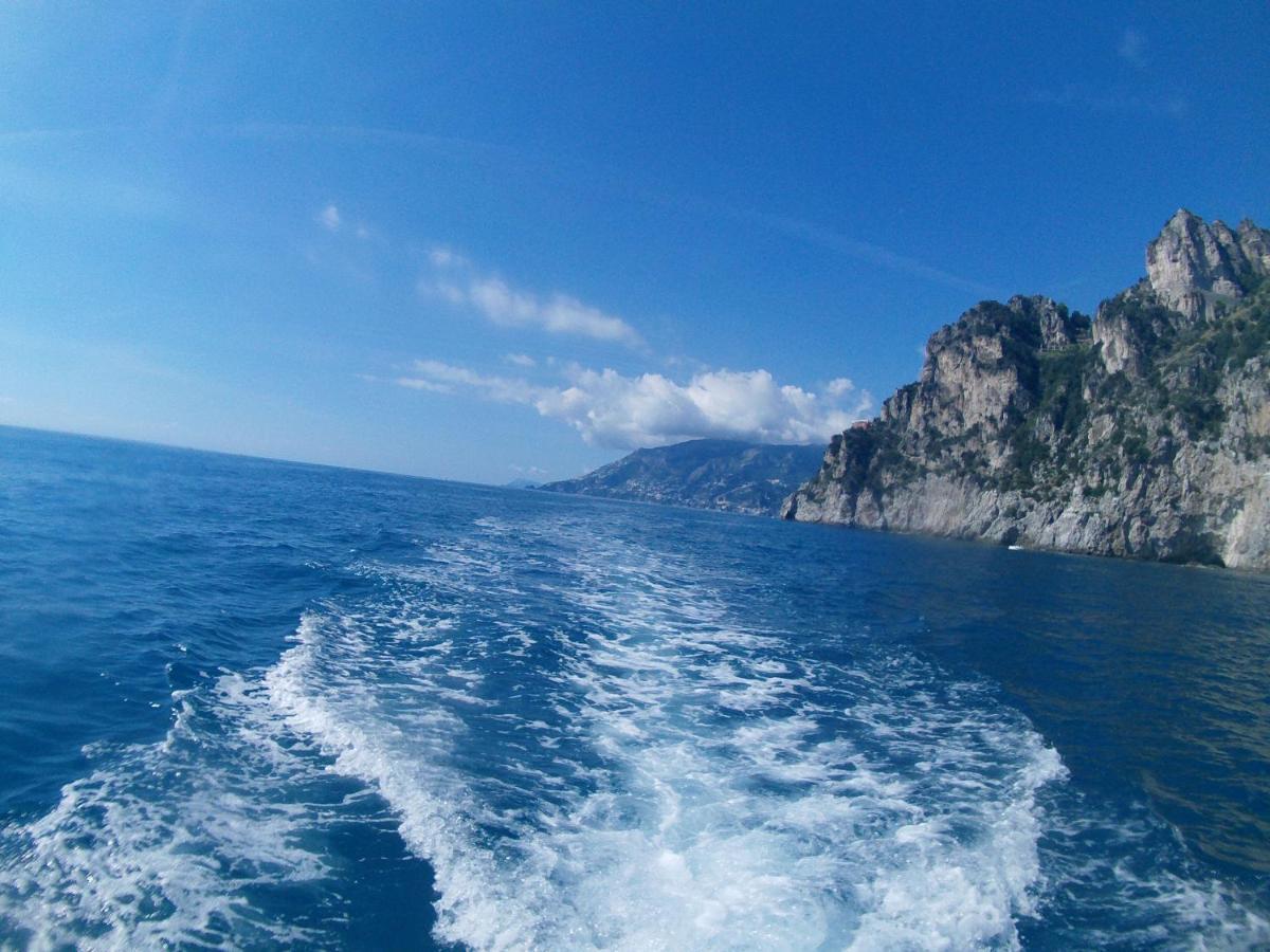 Casa Vacanza Brezza Di Maestrale Salerno Exteriér fotografie