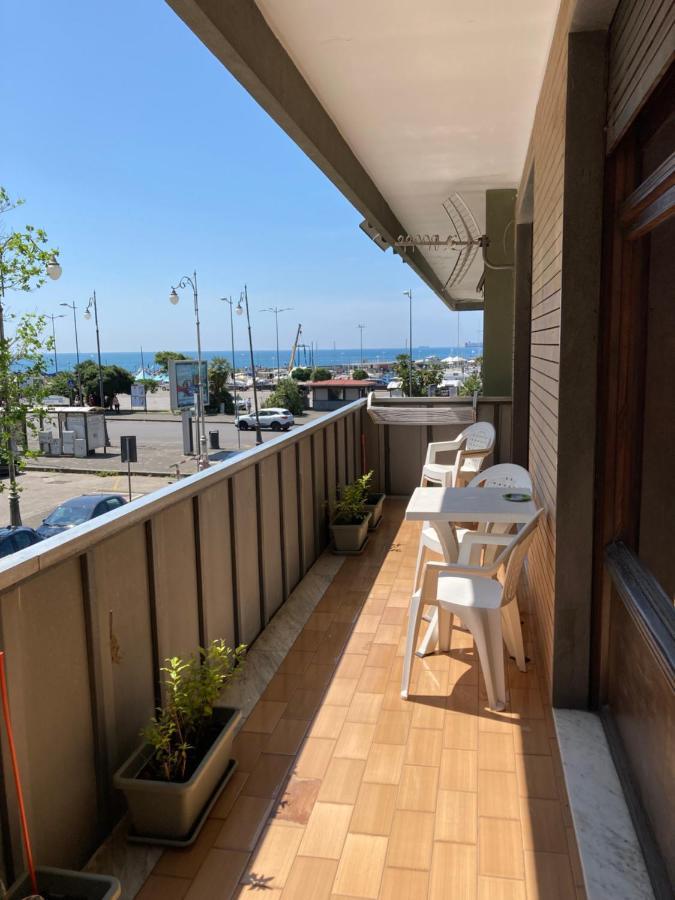 Casa Vacanza Brezza Di Maestrale Salerno Exteriér fotografie