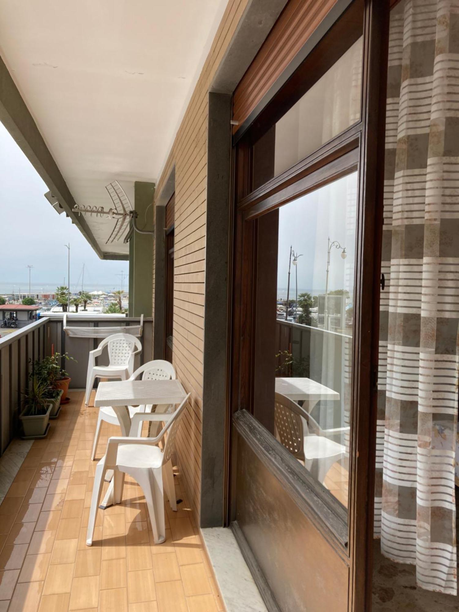 Casa Vacanza Brezza Di Maestrale Salerno Exteriér fotografie
