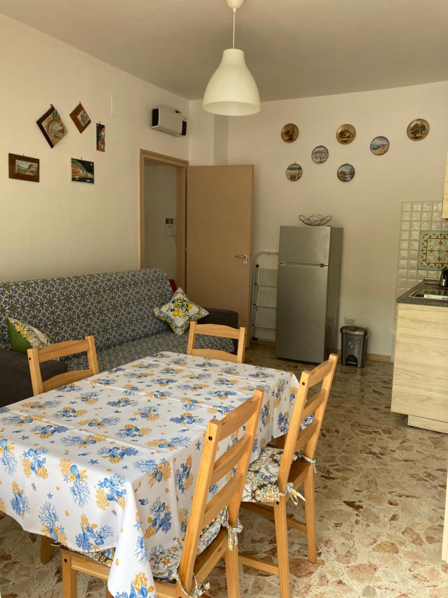 Casa Vacanza Brezza Di Maestrale Salerno Exteriér fotografie