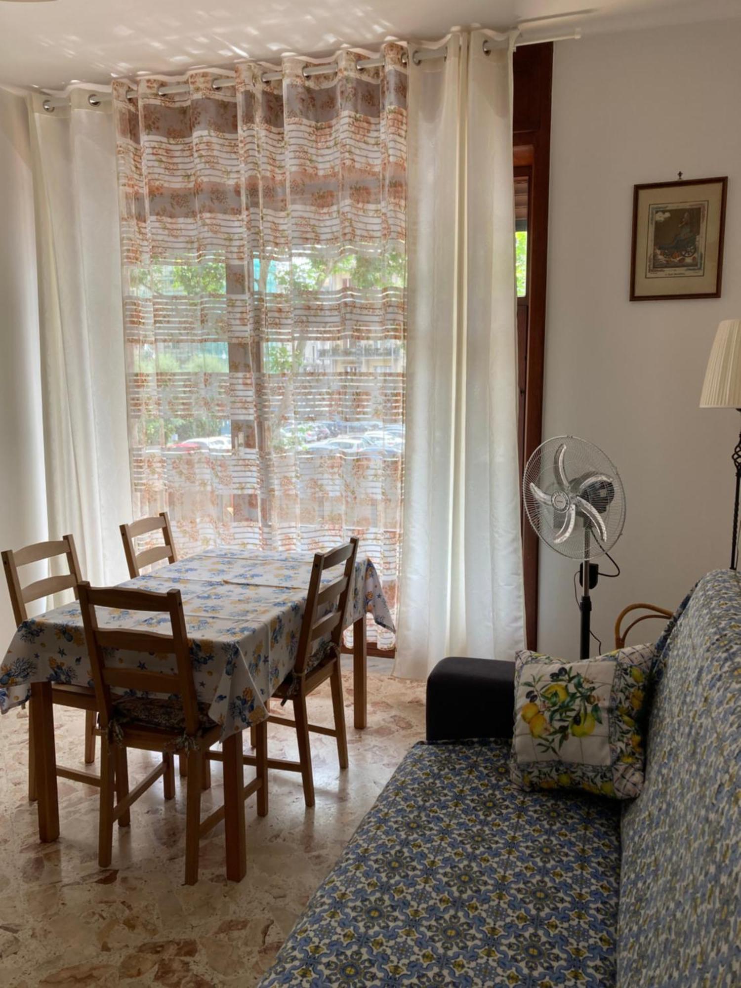 Casa Vacanza Brezza Di Maestrale Salerno Exteriér fotografie